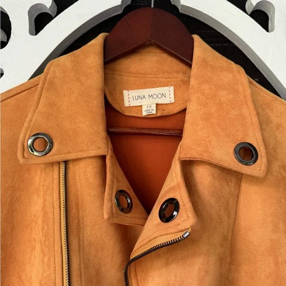 Yellow Velvety Jacket - Picture 4 of 6